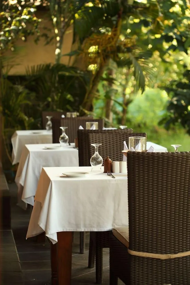 Tonys Villas & Resort Seminyak - Bali 4*,