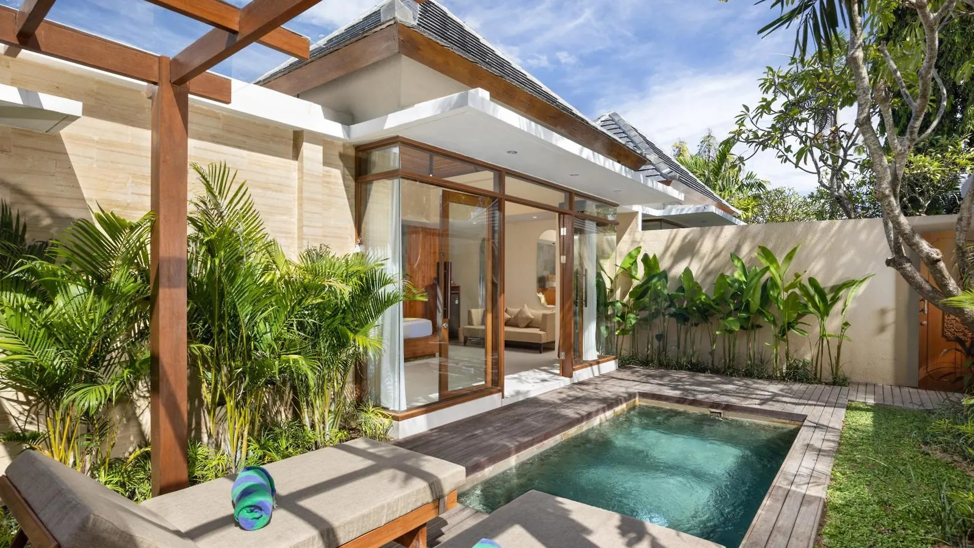 Tonys Villas & Resort Seminyak - Bali 4*, Σεμινιάκ