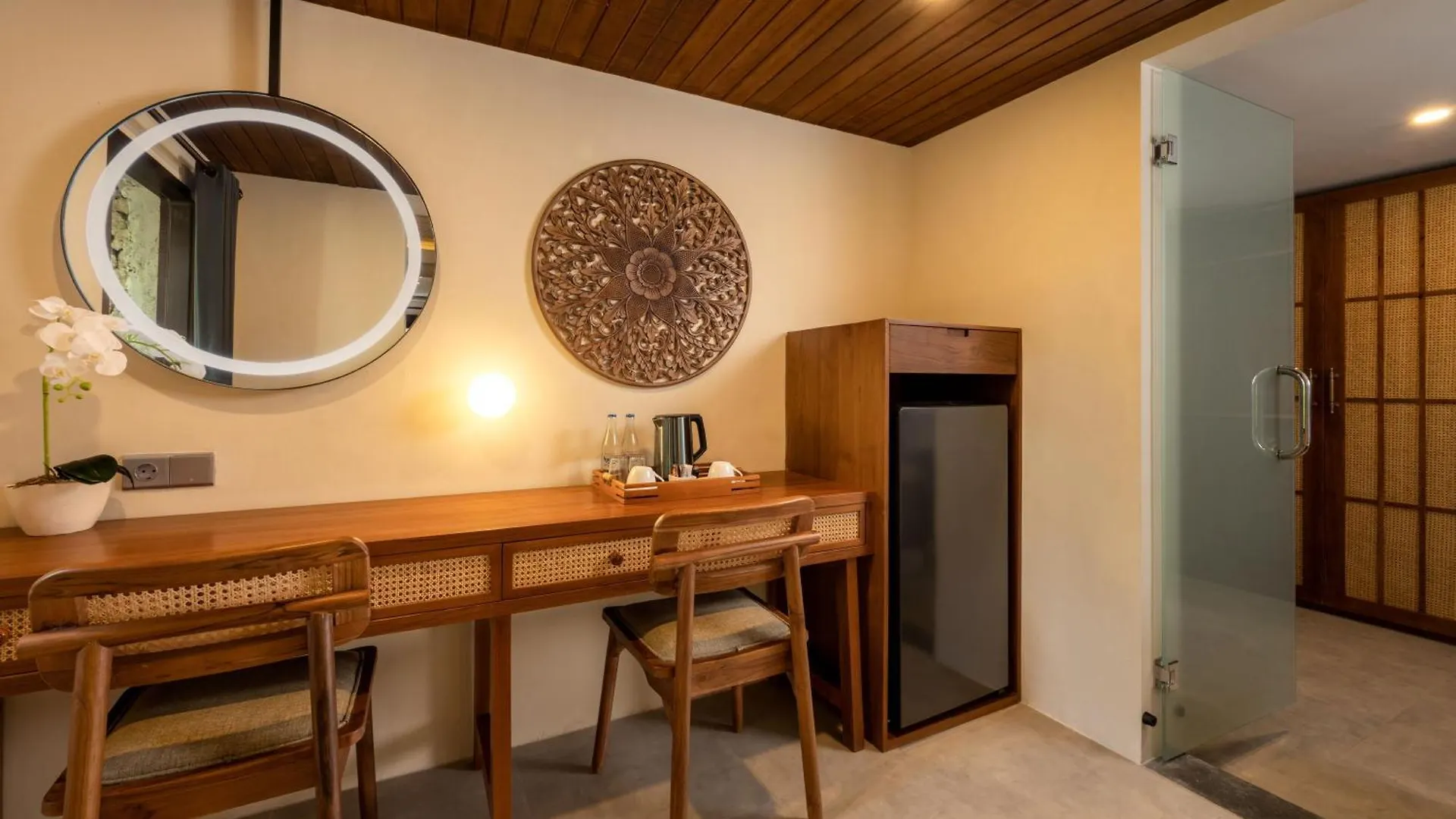 Tonys Villas & Resort Seminyak - Bali Σεμινιάκ